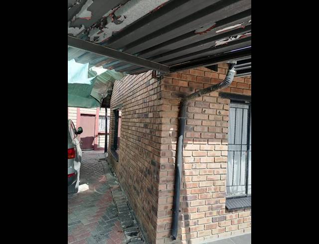 3 BEDROOM HOUSE FOR SALE IN BOITEKONG EXT 3